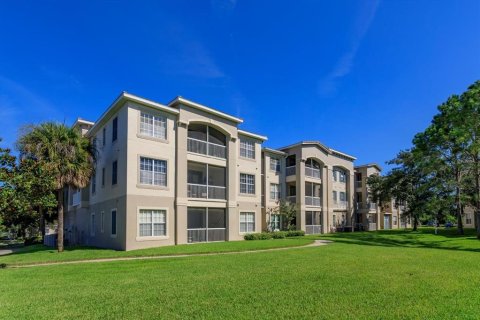 Condo in Kissimmee, Florida, 3 bedrooms  № 2237888 - photo 16