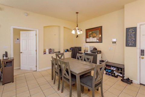 Condo in Kissimmee, Florida, 3 bedrooms  № 2237888 - photo 17