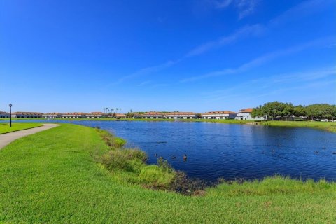Condo in Kissimmee, Florida, 3 bedrooms  № 2237888 - photo 30
