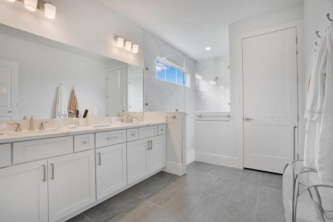 House in Four Corners, Florida 5 bedrooms, 289.58 sq.m. № 2212150 - photo 17