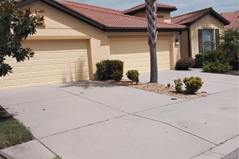 Casa en venta en Apollo Beach, Florida, 2 dormitorios, 129.41 m2 № 1808389 - foto 2