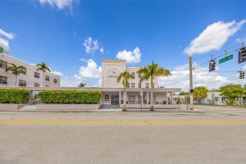 Immobilier commercial à Hollywood, Floride № 2016700