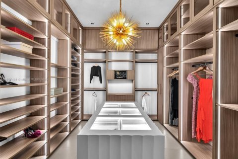 Купить виллу или дом в Майами, Флорида 6 спален, 577.67м2, № 1952404 - фото 11