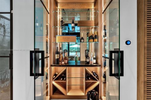 Купить виллу или дом в Майами, Флорида 6 спален, 577.67м2, № 1952404 - фото 20