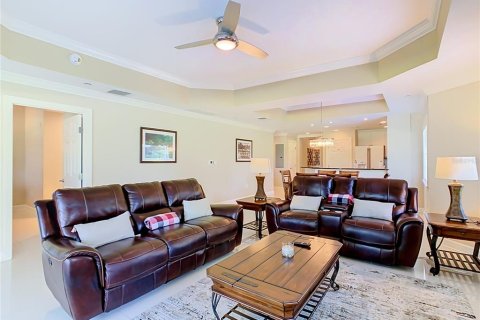 Condominio en venta en Four Corners, Florida, 3 dormitorios, 156.63 m2 № 2196977 - foto 15