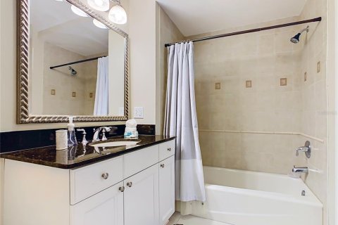 Condominio en venta en Four Corners, Florida, 3 dormitorios, 156.63 m2 № 2196977 - foto 24