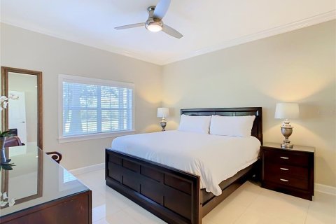 Condominio en venta en Four Corners, Florida, 3 dormitorios, 156.63 m2 № 2196977 - foto 16
