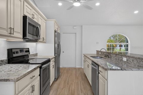 Villa ou maison à vendre à Englewood, Floride: 3 chambres, 118.64 m2 № 2415559 - photo 10