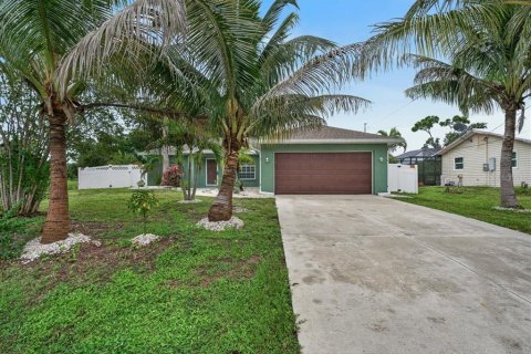 Villa ou maison à Englewood, Floride 3 chambres, 118.64 m2 № 2415559