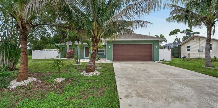 Villa ou maison à Englewood, Floride 3 chambres, 118.64 m2 № 2415559