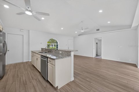 Villa ou maison à vendre à Englewood, Floride: 3 chambres, 118.64 m2 № 2415559 - photo 5