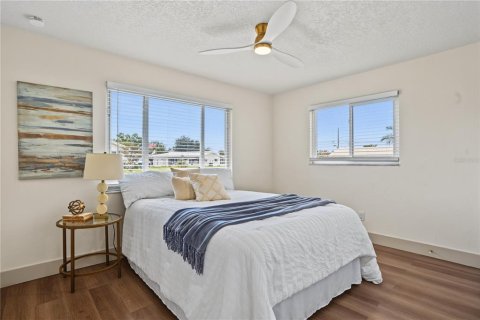 Villa ou maison à vendre à Seminole, Floride: 2 chambres, 130.53 m2 № 2425421 - photo 25