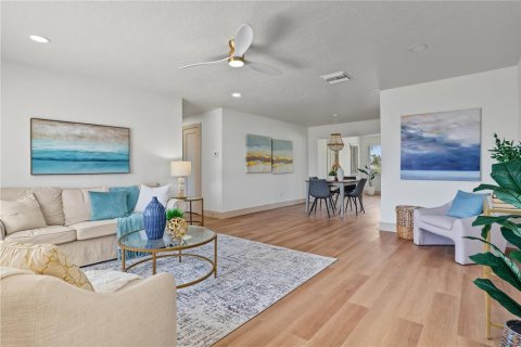 Villa ou maison à vendre à Seminole, Floride: 2 chambres, 130.53 m2 № 2425421 - photo 6
