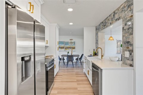 Villa ou maison à vendre à Seminole, Floride: 2 chambres, 130.53 m2 № 2425421 - photo 13