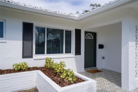 Villa ou maison à vendre à Seminole, Floride: 2 chambres, 130.53 m2 № 2425421 - photo 4