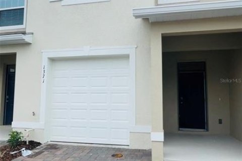 Townhouse in Kissimmee, Florida 3 bedrooms, 155.43 sq.m. № 2201975