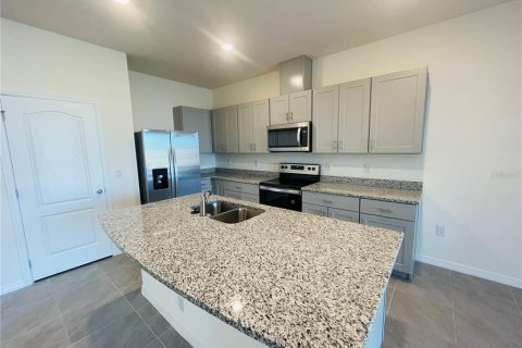 Townhouse in Kissimmee, Florida 3 bedrooms, 155.43 sq.m. № 2201975 - photo 8
