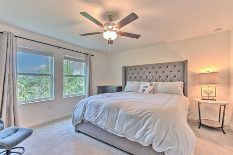 Townhouse in PALM RIVER TOWNHOMES in Tampa, Florida 2 bedrooms, 145.76 sq.m. № 2208371 - photo 14