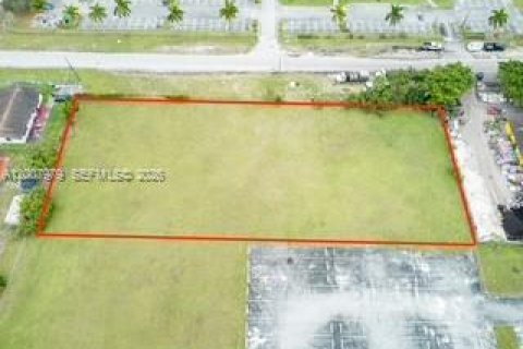Immobilier commercial à Miami, Floride № 2170871