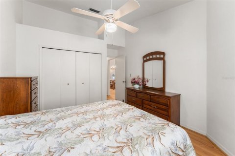 Townhouse in Gainesville, Florida 2 bedrooms, 131.92 sq.m. № 2101054 - photo 22
