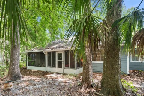 Townhouse in Gainesville, Florida 2 bedrooms, 131.92 sq.m. № 2101054 - photo 29