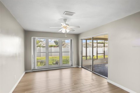 Villa ou maison à vendre à Seminole, Floride: 3 chambres, 215.63 m2 № 2314916 - photo 18