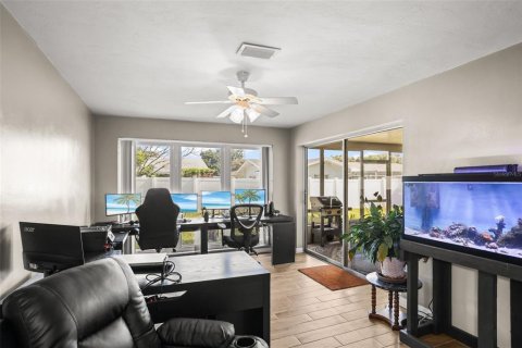Villa ou maison à vendre à Seminole, Floride: 3 chambres, 215.63 m2 № 2314916 - photo 17