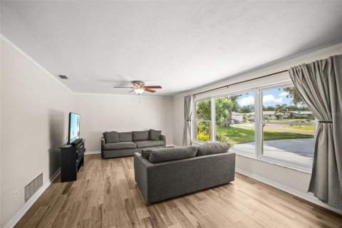 Villa ou maison à vendre à Seminole, Floride: 3 chambres, 215.63 m2 № 2314916 - photo 28