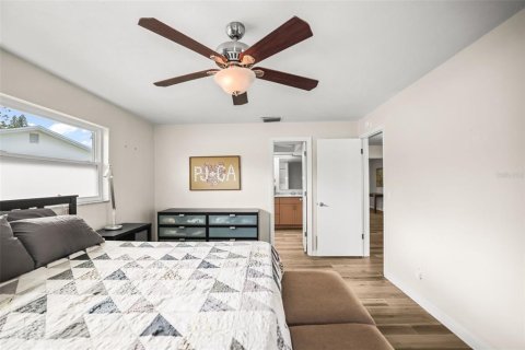 Villa ou maison à vendre à Seminole, Floride: 3 chambres, 215.63 m2 № 2314916 - photo 7