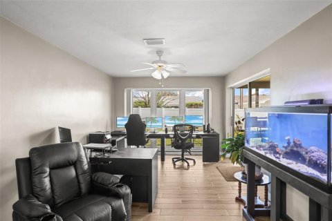 Villa ou maison à vendre à Seminole, Floride: 3 chambres, 215.63 m2 № 2314916 - photo 2