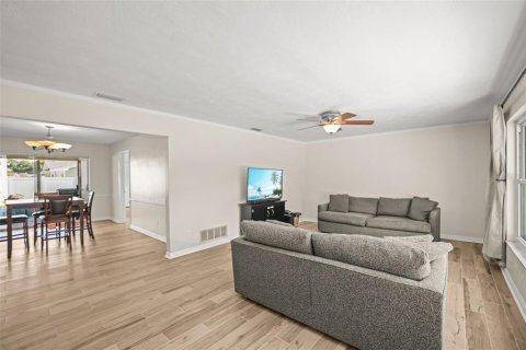 Villa ou maison à vendre à Seminole, Floride: 3 chambres, 215.63 m2 № 2314916 - photo 30