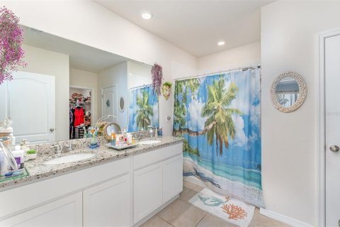 House in Haines City, Florida 4 bedrooms, 173.45 sq.m. № 1637081 - photo 11