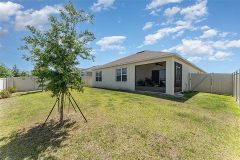 House in Haines City, Florida 4 bedrooms, 173.45 sq.m. № 1637081 - photo 23