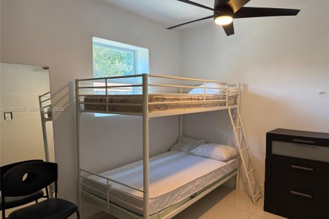 Villa ou maison à vendre à Miami, Floride: 3 chambres, 115.94 m2 № 2028571 - photo 24