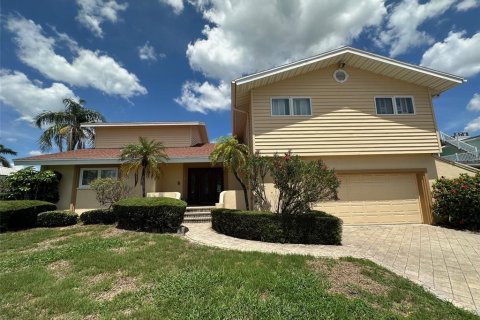 Villa ou maison à vendre à Clearwater, Floride: 5 chambres, 384.43 m2 № 1796831 - photo 16