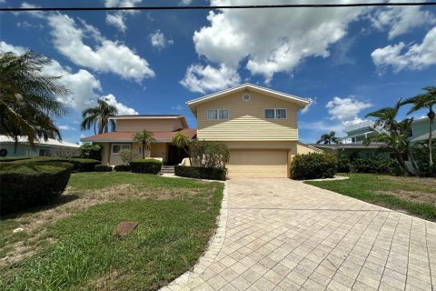 Villa ou maison à vendre à Clearwater, Floride: 5 chambres, 384.43 m2 № 1796831 - photo 14