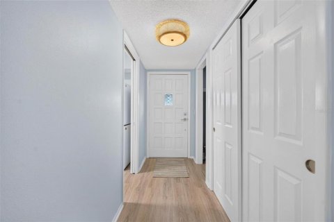 Condo in Clearwater, Florida, 2 bedrooms  № 2394058 - photo 4