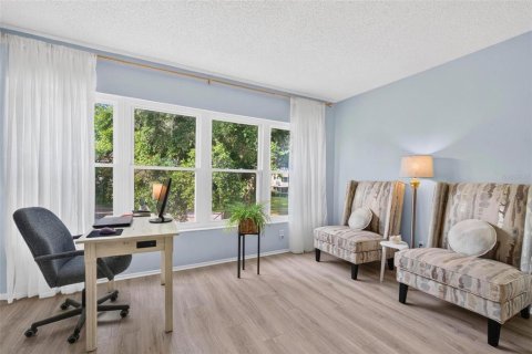Condo in Clearwater, Florida, 2 bedrooms  № 2394058 - photo 9