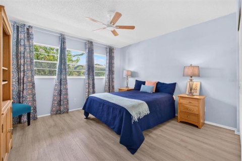 Condo in Clearwater, Florida, 2 bedrooms  № 2394058 - photo 16