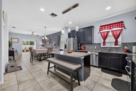 Villa ou maison à vendre à Orlando, Floride: 3 chambres, 190.08 m2 № 2200258 - photo 10