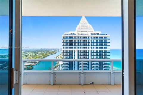 Condominio en venta en Miami Beach, Florida, 2 dormitorios, 125.42 m2 № 1938196 - foto 8