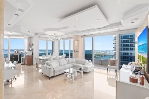 Copropriété à vendre à Miami Beach, Floride: 2 chambres, 125.42 m2 № 1938196 - photo 15