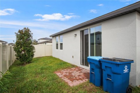 House in Haines City, Florida 4 bedrooms, 151.43 sq.m. № 2393771 - photo 26