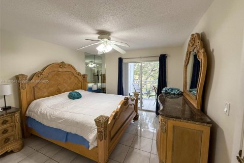 Condominio en venta en Sunny Isles Beach, Florida, 2 dormitorios, 123.56 m2 № 1881501 - foto 11