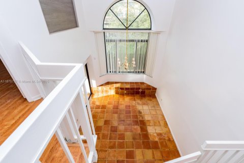 Condominio en venta en Miami Lakes, Florida, 2 dormitorios, 115.2 m2 № 1980363 - foto 26