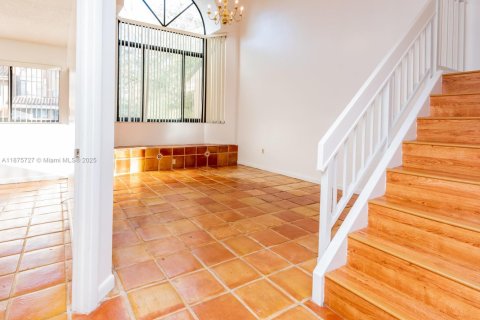 Condominio en venta en Miami Lakes, Florida, 2 dormitorios, 115.2 m2 № 1980363 - foto 15