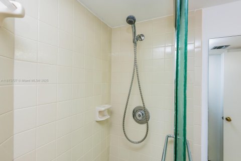 Condominio en venta en Miami Lakes, Florida, 2 dormitorios, 115.2 m2 № 1980363 - foto 6