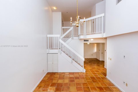 Condominio en venta en Miami Lakes, Florida, 2 dormitorios, 115.2 m2 № 1980363 - foto 19