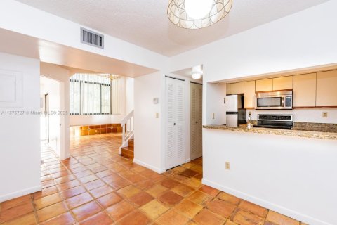 Condominio en venta en Miami Lakes, Florida, 2 dormitorios, 115.2 m2 № 1980363 - foto 14