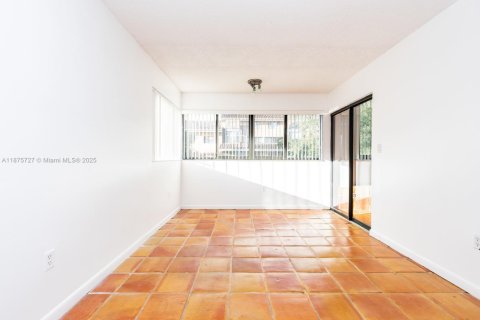 Condominio en venta en Miami Lakes, Florida, 2 dormitorios, 115.2 m2 № 1980363 - foto 23